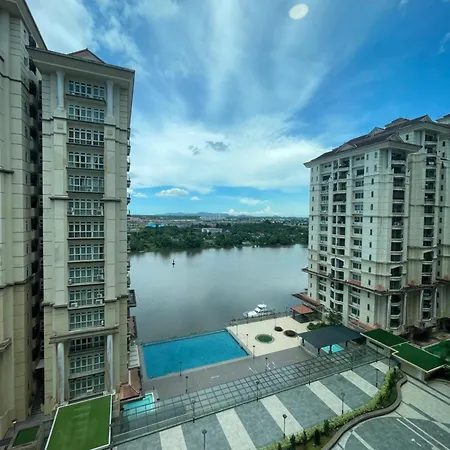 Blue Cove Riverine Diamond Kuching Exterior photo